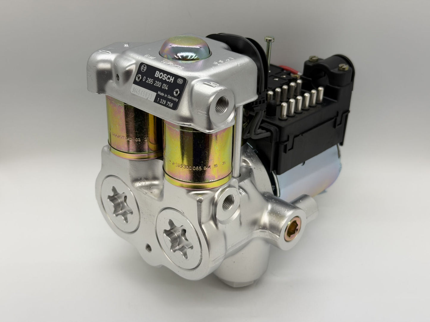 VOL014 - BOSCH: 0 265 200 014 (VOLVO PN: 1329758)